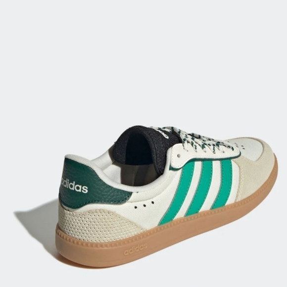 BNWT Adidas Women’s Breaknet Sleek Sneakers White Green Sz 11 Casual Tennis - Picture 5 of 10